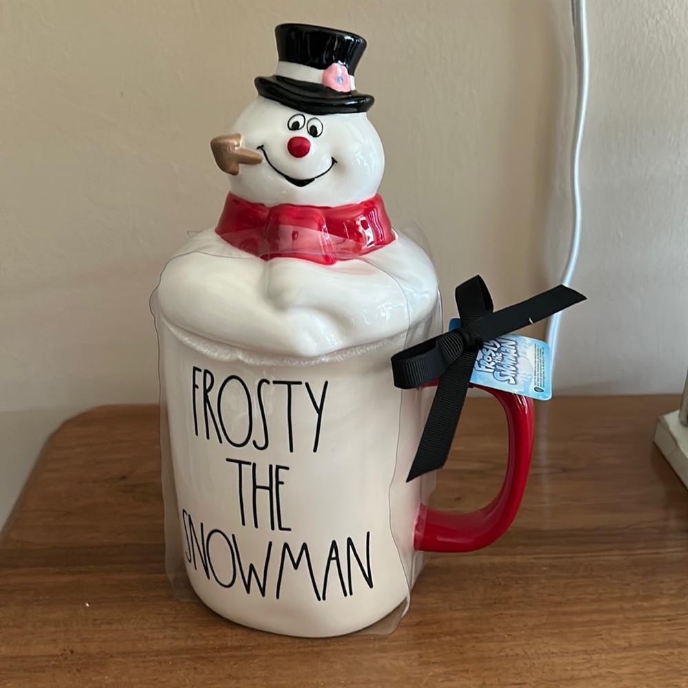 Rae DunnFrosty the snowman mug